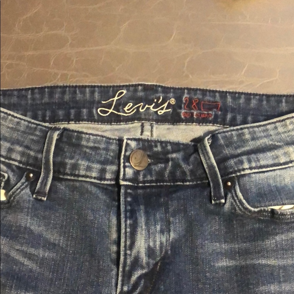 Levi’s Jeans - Picture 3 of 7